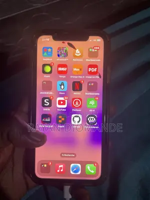 Photo - Apple iPhone XR 128 GB Blanc