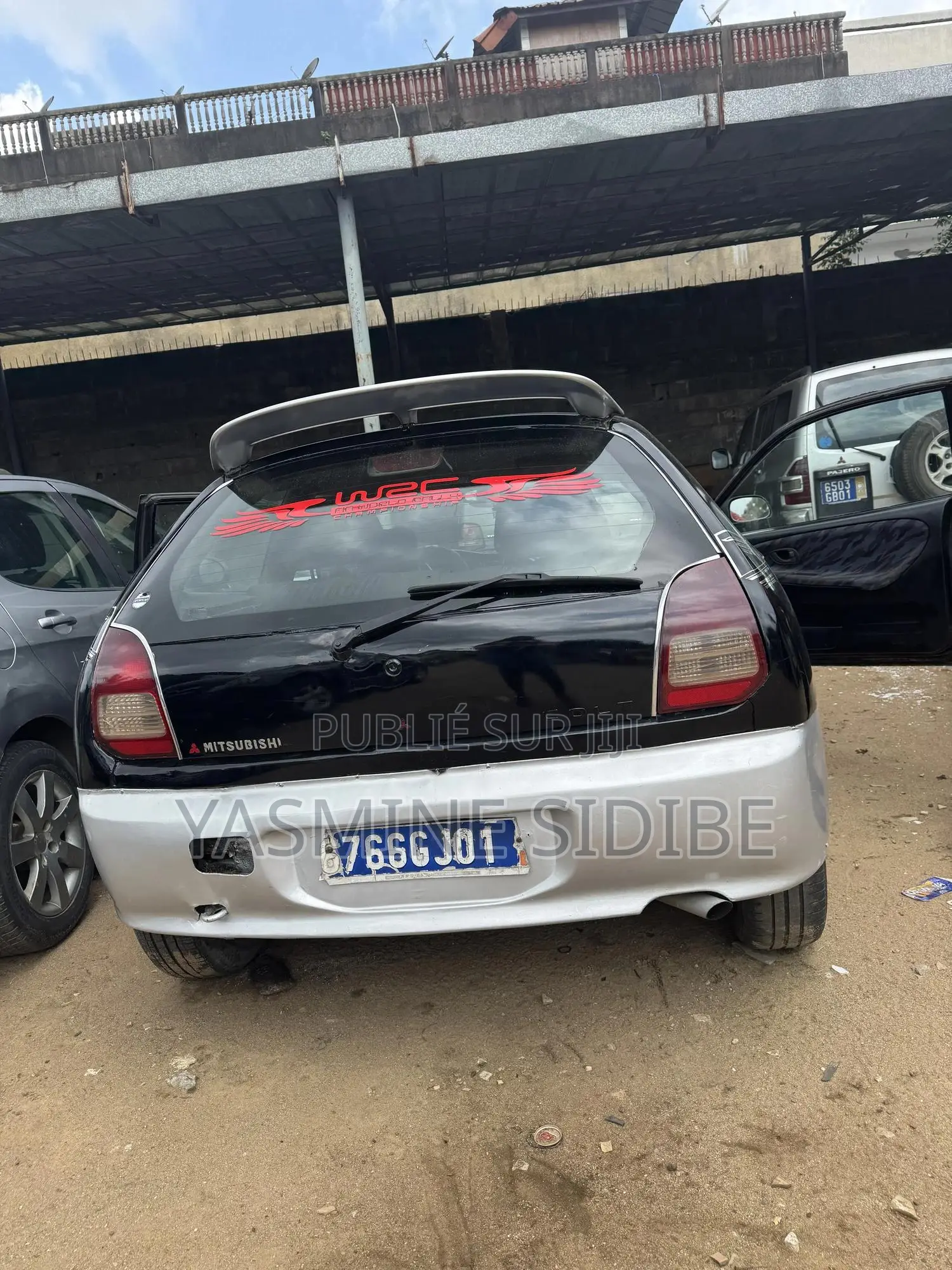 Mitsubishi Minica Automatic 2001 Black