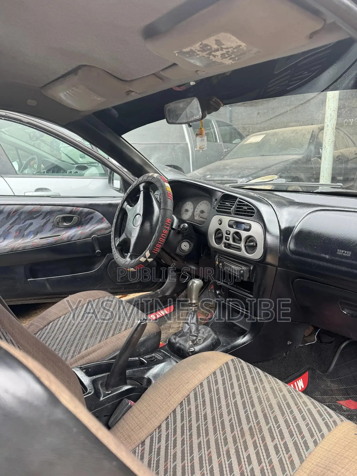 Mitsubishi Minica Automatic 2001 Black