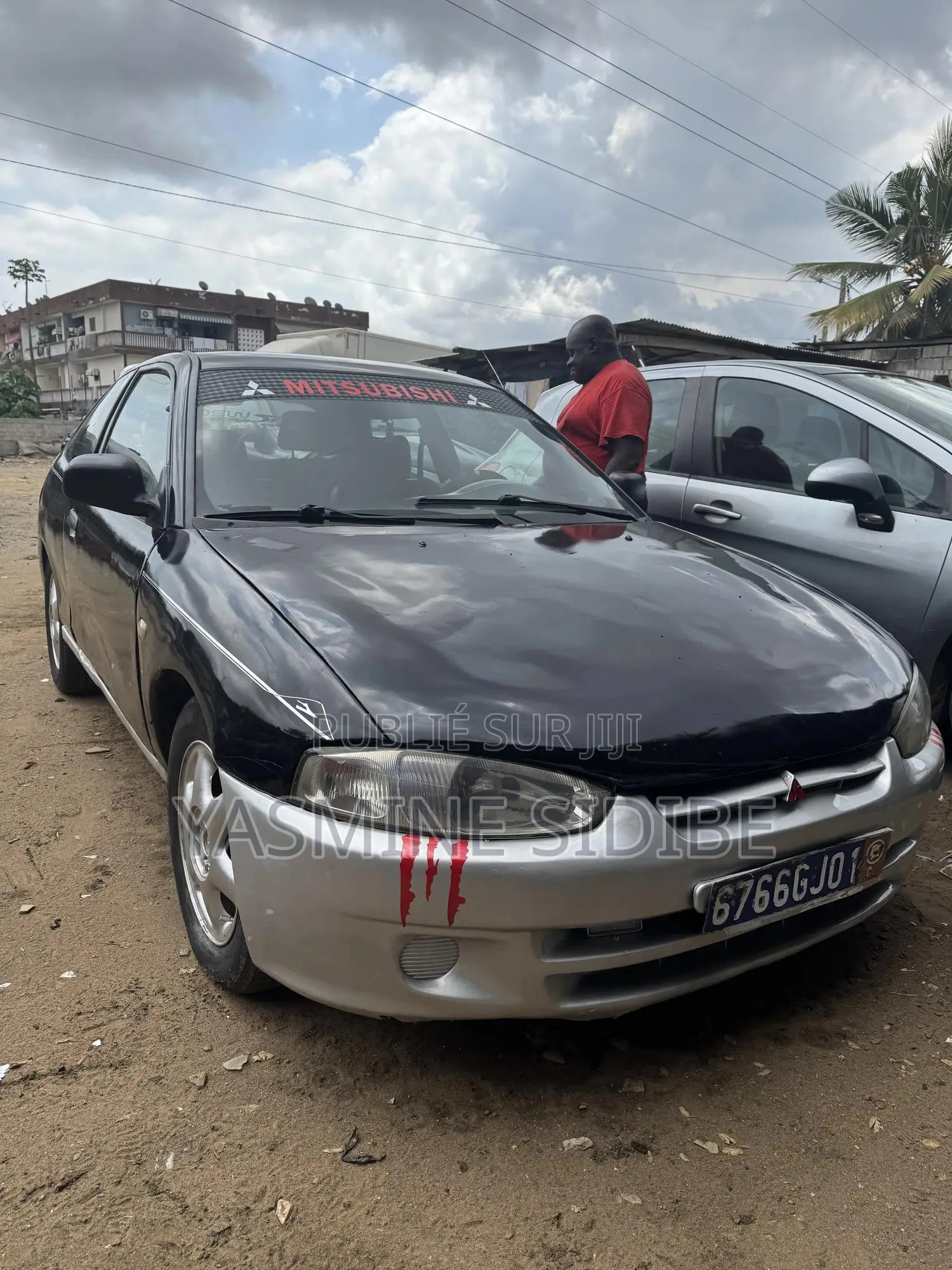 Mitsubishi Minica Automatic 2001 Black