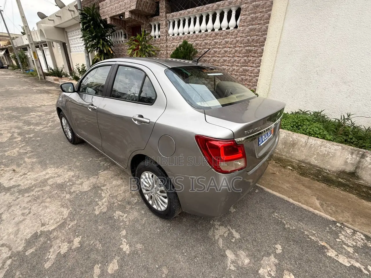 Suzuki Dzire 2023 Gris