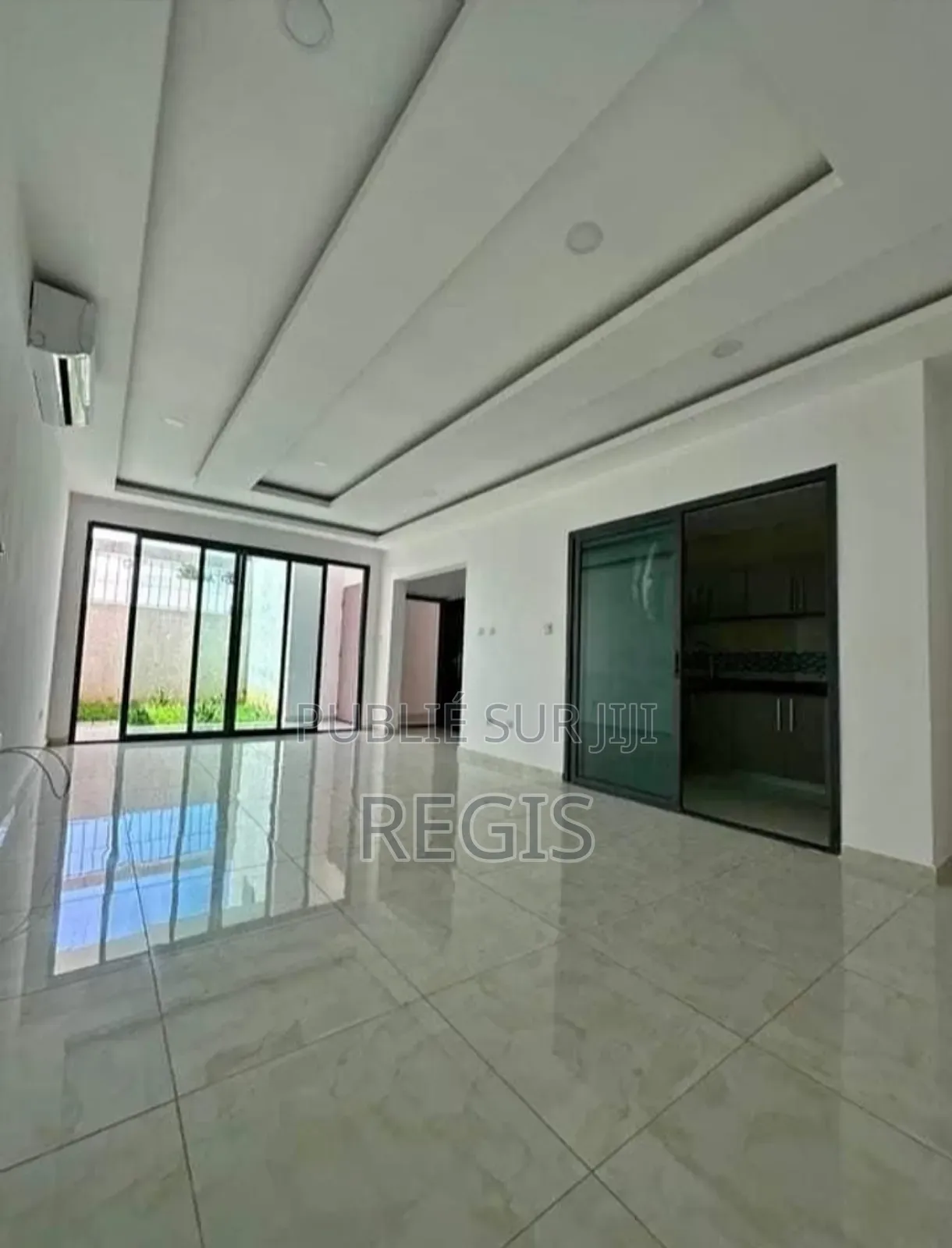 3chbre Appartement dans Appartement, Cocody à Louer