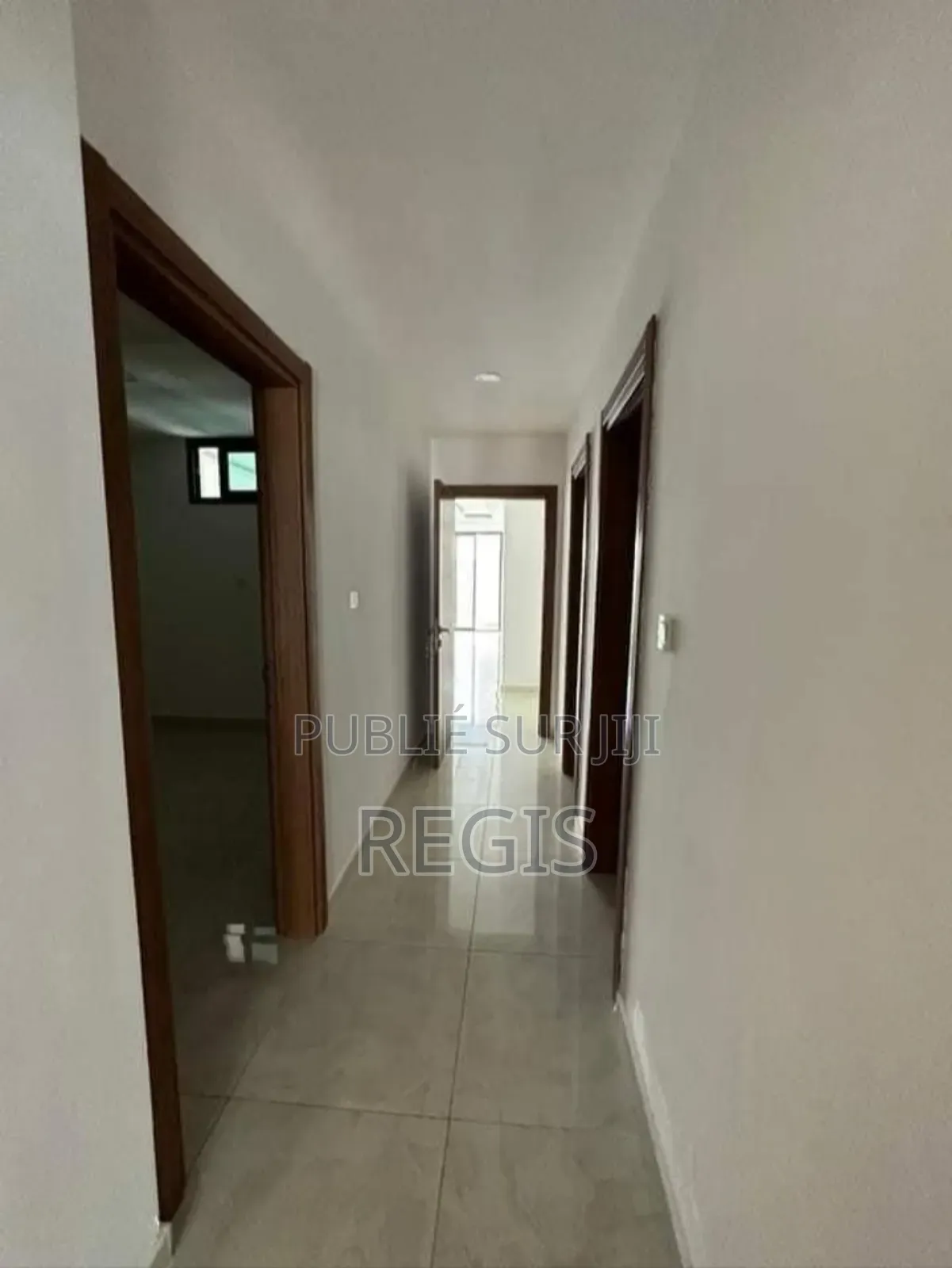 3chbre Appartement dans Appartement, Cocody à Louer