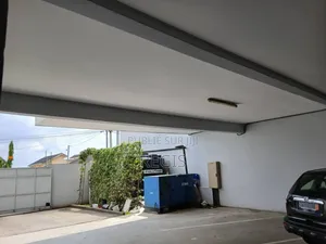 2chbre Appartement dans Appartement, Cocody à Louer