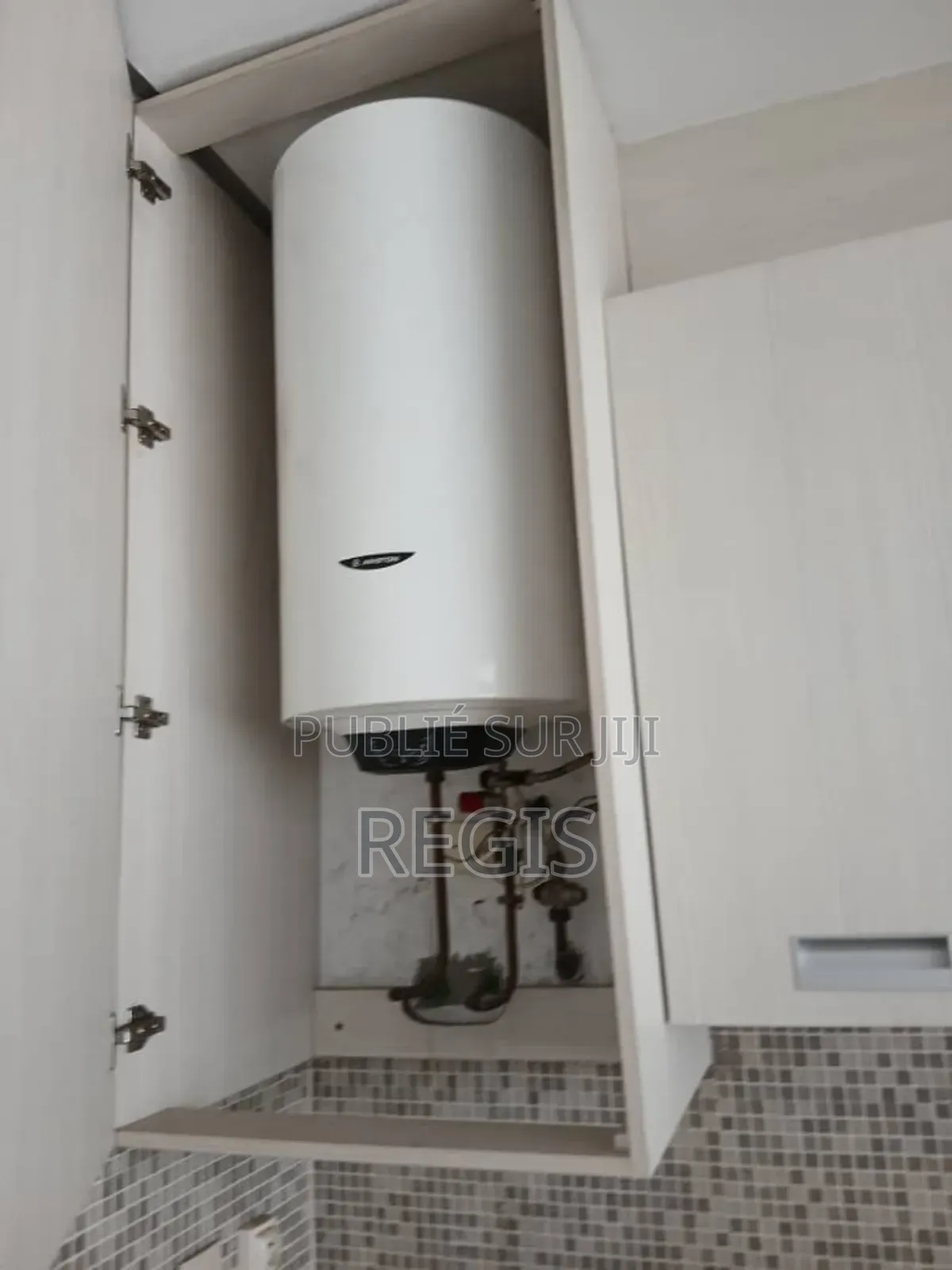 2chbre Appartement dans Appartement, Cocody à Louer