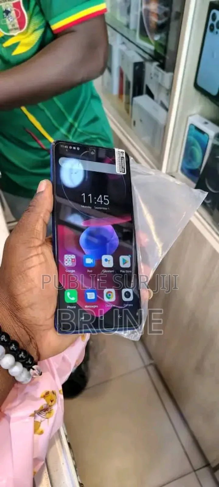 New Motorola Moto G 8 GB Blue