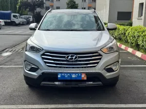 Photo - Hyundai Santa Fe 2015 Gris