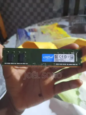 Photo - Barrette Ram Ddr4 4 Go - Très Bon État