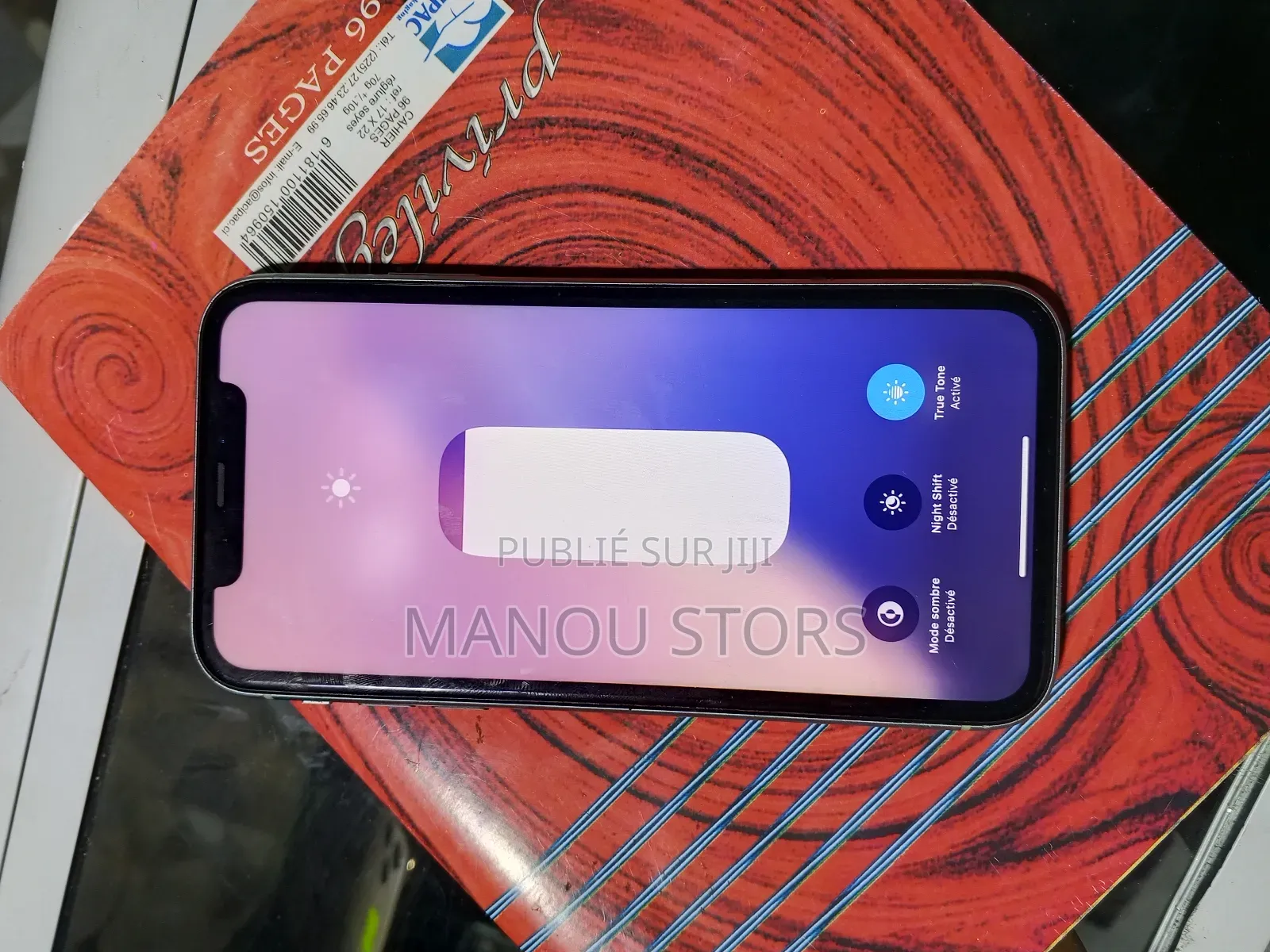 New Apple iPhone 11 64 GB Vert