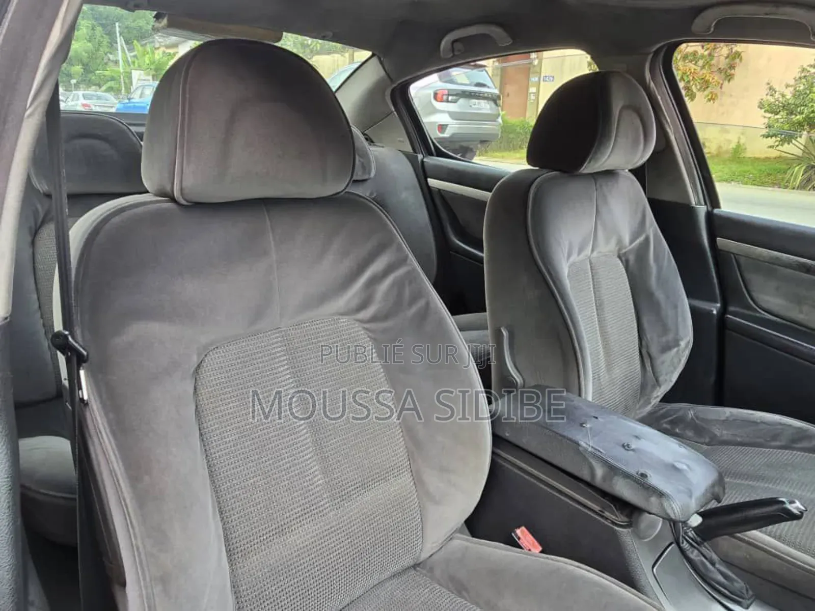 Peugeot 407 1.6 HDi FAP Esplanade 2005 Gris