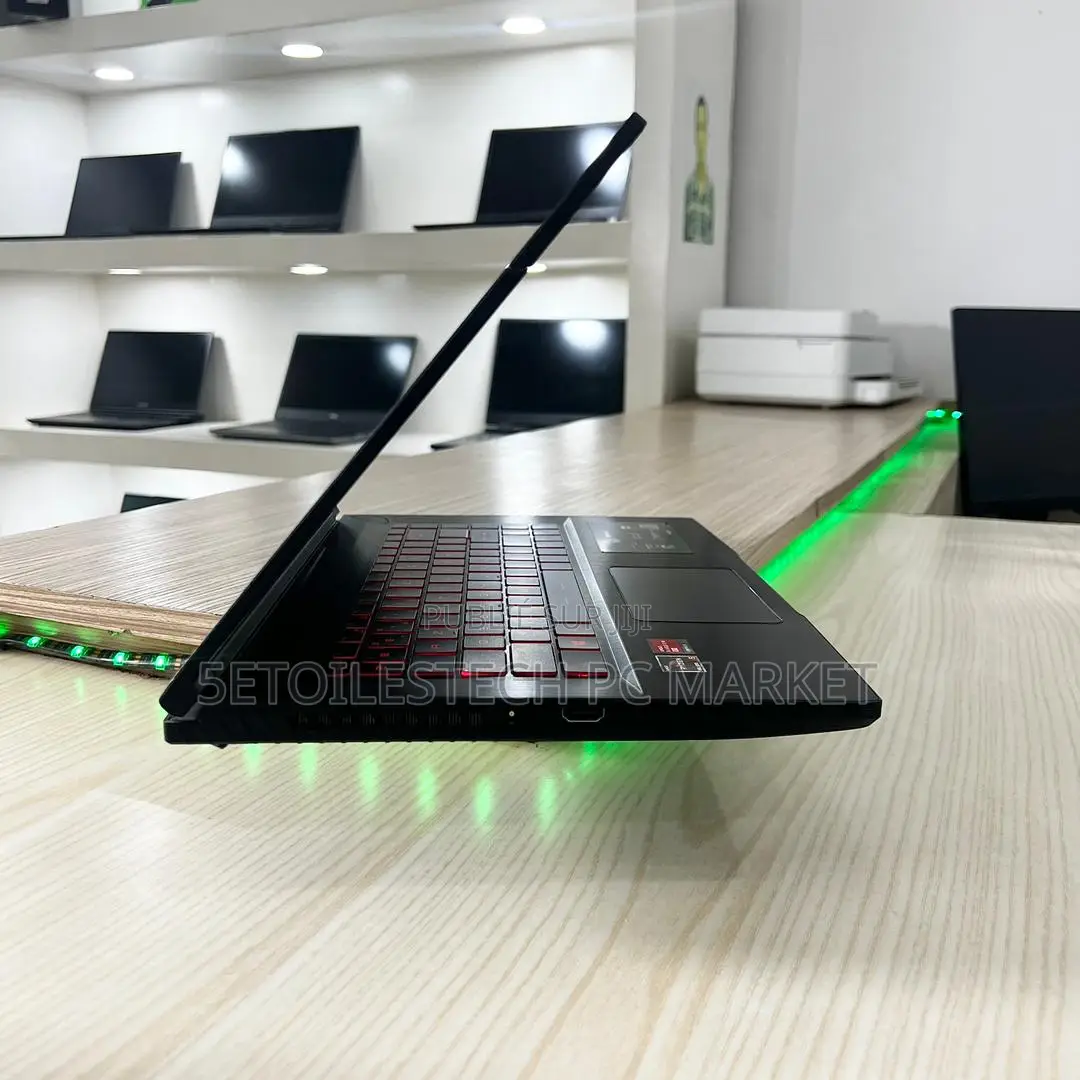 New Ordinateur Portable MSI Cyborg 15 16GB AMD Ryzen 5 SSD 512GB