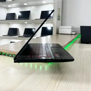 New Ordinateur Portable MSI Cyborg 15 16GB AMD Ryzen 5 SSD 512GB