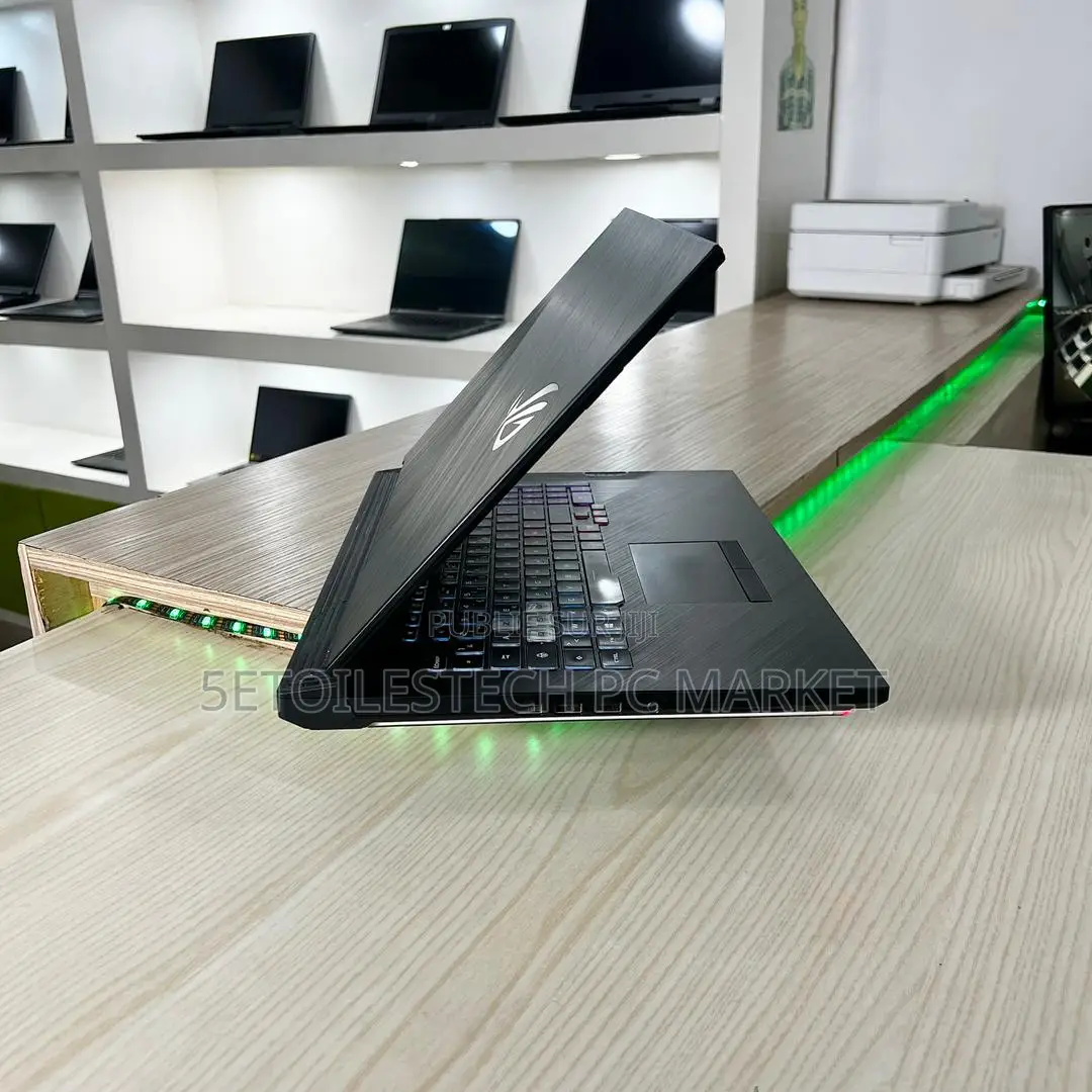 New Ordinateur Portable Asus ROG Strix G17 16GB Intel Core I7 SSD 512GB