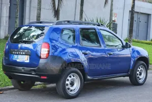 Renault Duster 2015 Blue