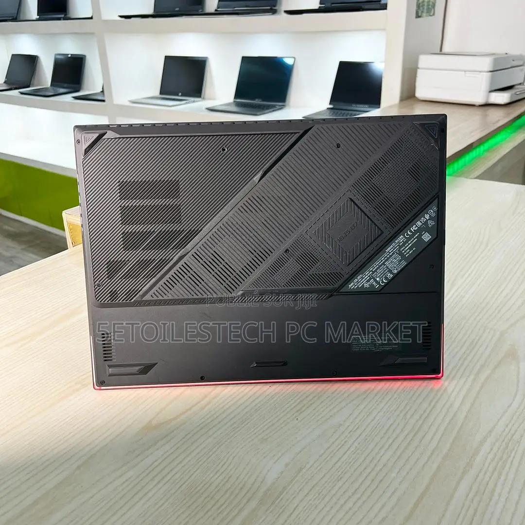 New Ordinateur Portable Asus ROG Strix G731G 16GB Intel Core I9 SSD 1T