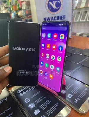 Photo - Samsung Galaxy S10 512 GB Black