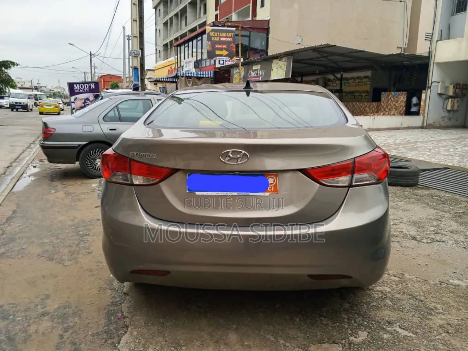 Hyundai Elantra Limited 2012 Gris