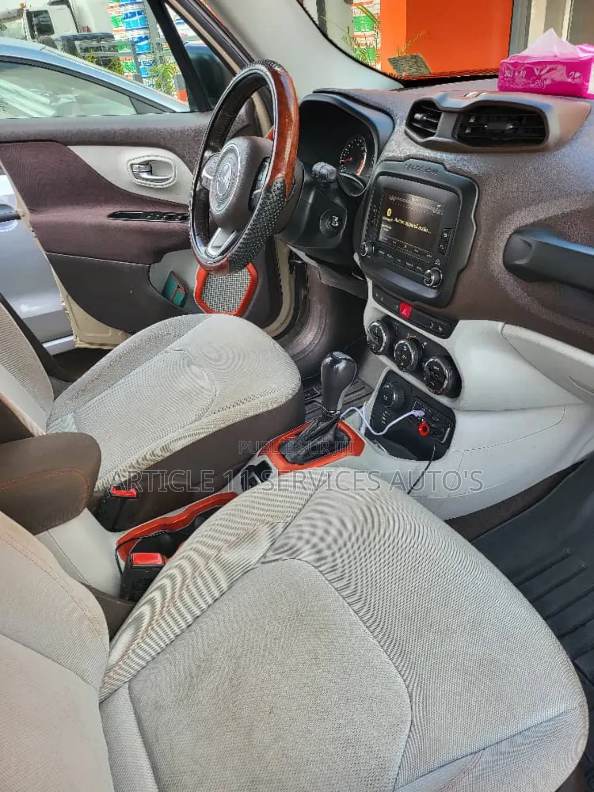 Jeep Renegade 2015 Gris