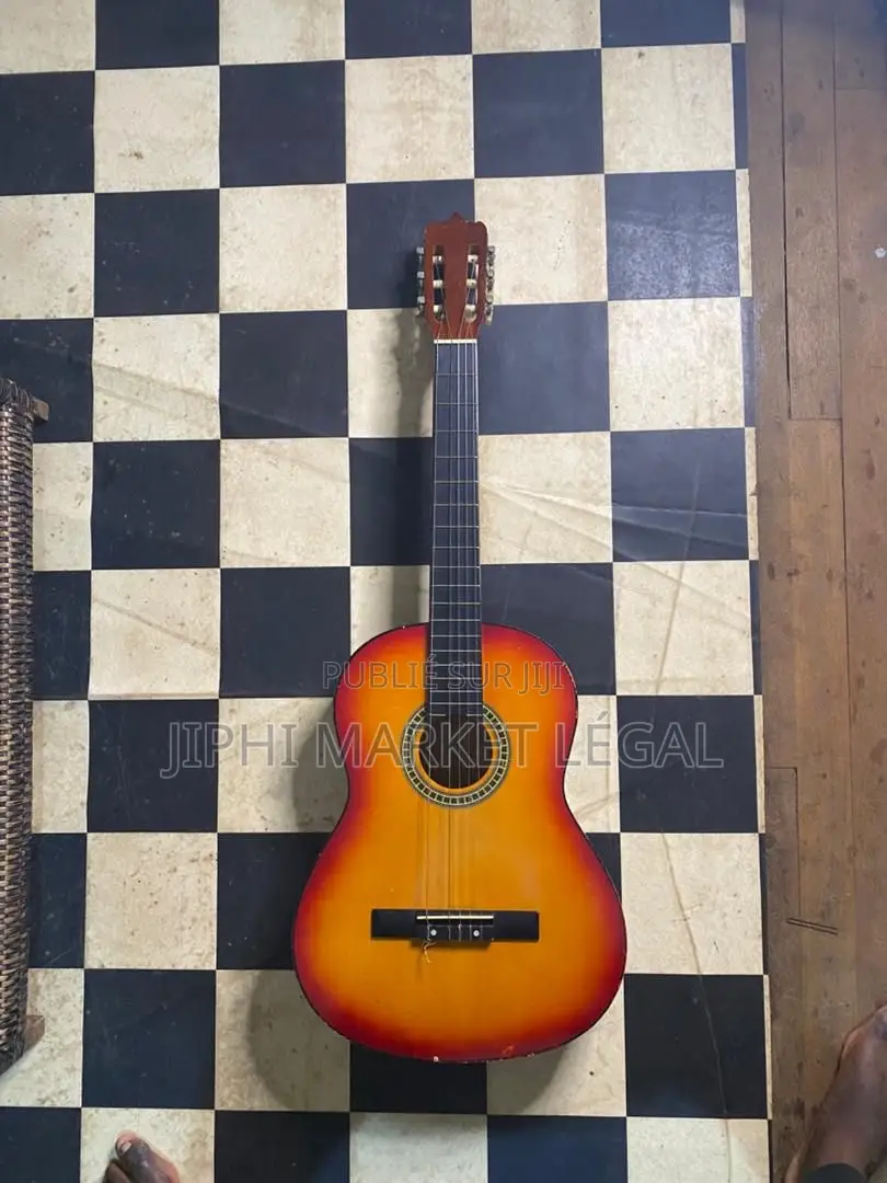 Guitare Classique Corde en Nylon Et Acoustique