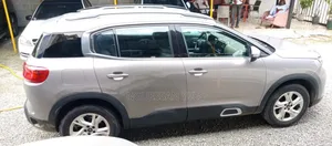 Citroen C5 2020 Gris
