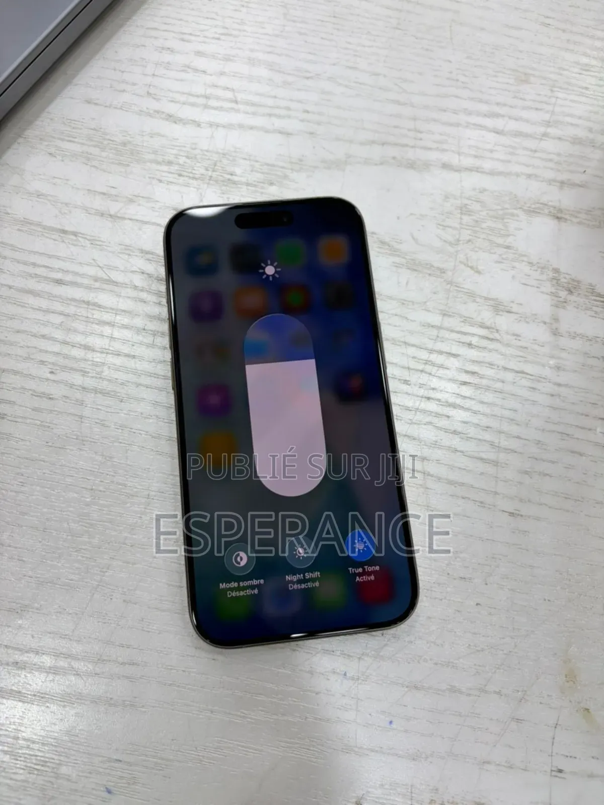 Apple iPhone 15 Pro 128 GB Doré