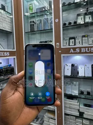 Apple iPhone 11 64 GB Blanc