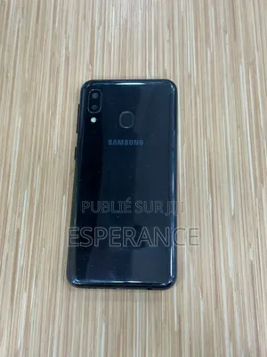 Samsung Galaxy A20e 32 GB Blue