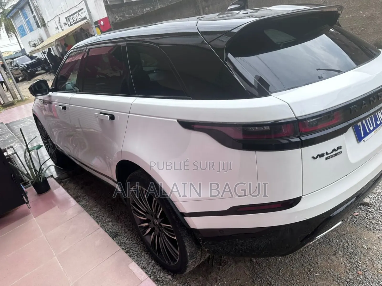 Rover 2000 2019 Blanc