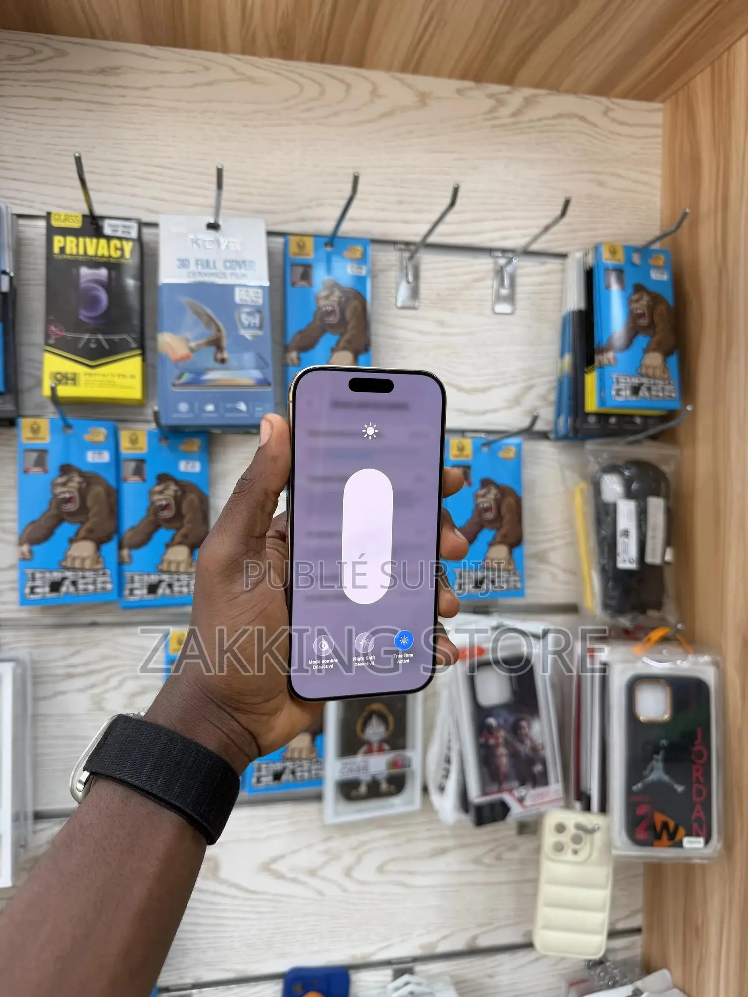 Apple iPhone 16 Pro 128 GB Doré