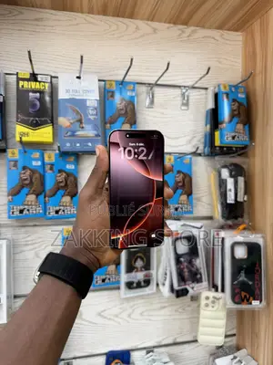 Apple iPhone 16 Pro 128 GB Doré