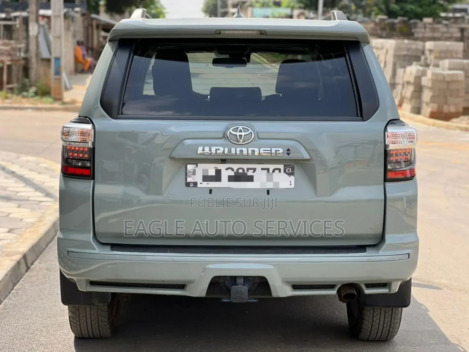 Toyota 4-Runner 2024 Gris