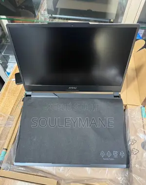 New Ordinateur Portable MSI Cyborg 15 16GB Intel Core I7 SSD 512GB