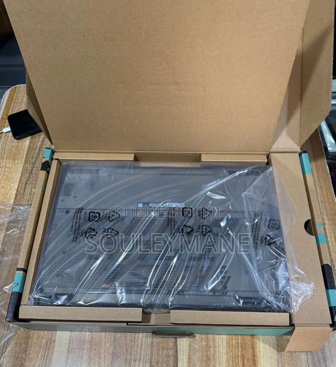 New Ordinateur Portable MSI Cyborg 15 16GB Intel Core I7 SSD 512GB