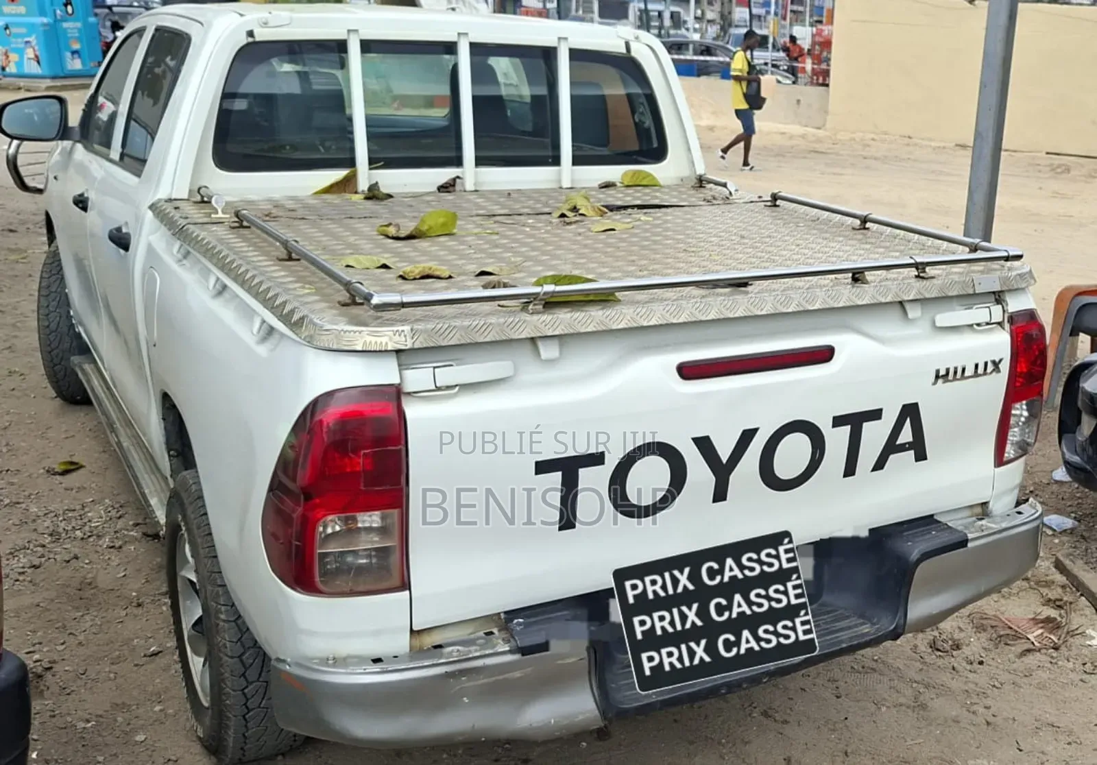 Toyota Hilux 2022 Blanc cassé
