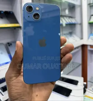 Photo - New Apple iPhone 13 128 GB Blue