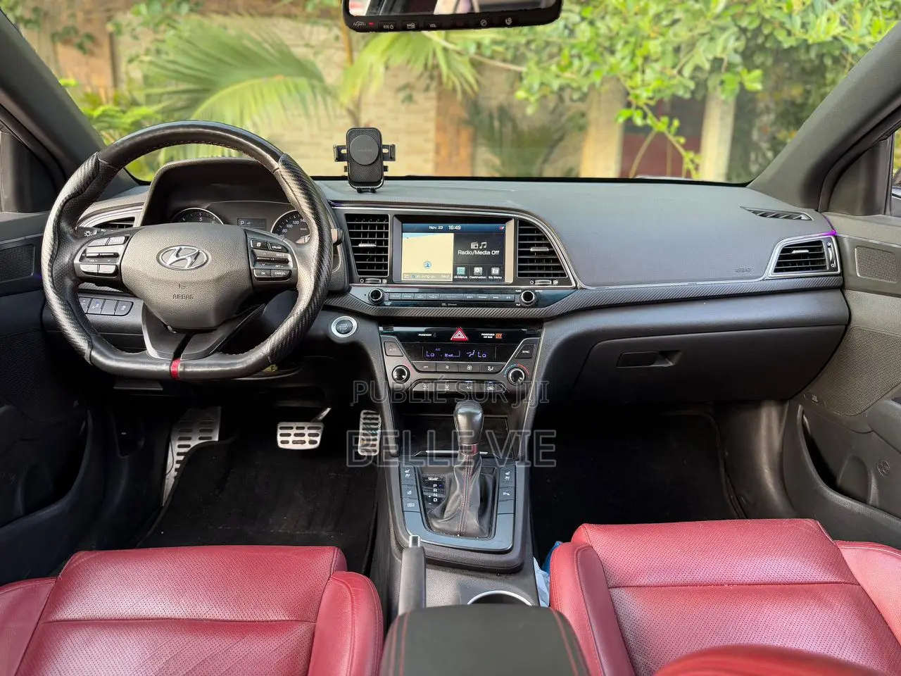 Hyundai Avante 2019 Gris