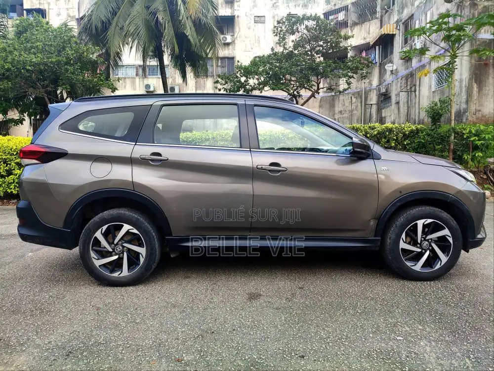 Toyota Rush 1.5 AWD 2021 Marron