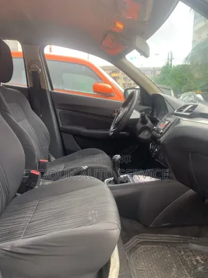 Suzuki Dzire 2023 Gris