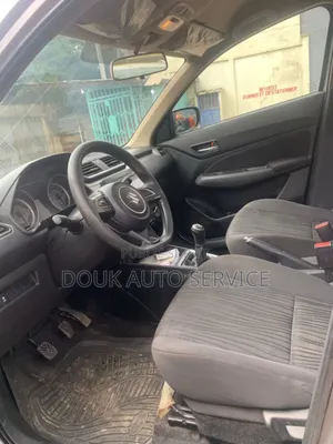 Suzuki Dzire 2023 Gris