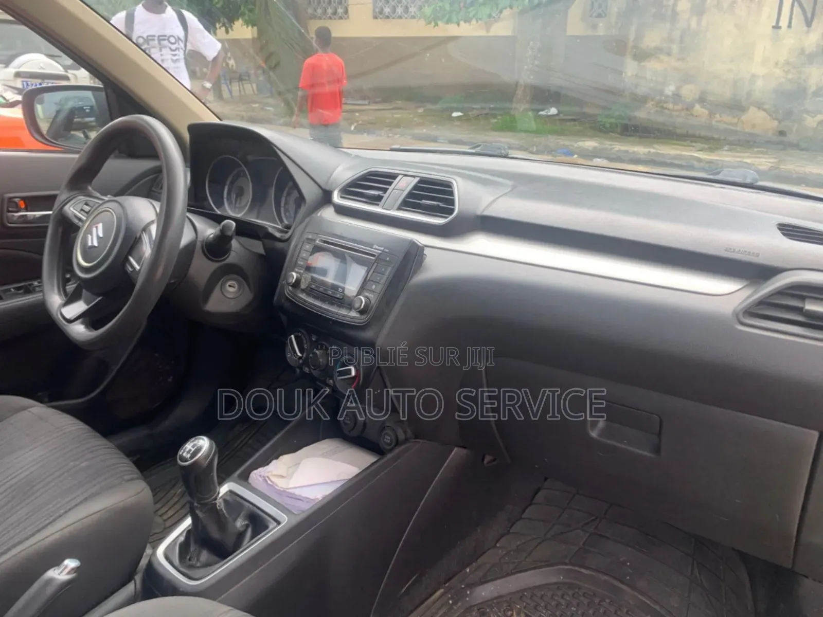 Suzuki Dzire 2023 Gris