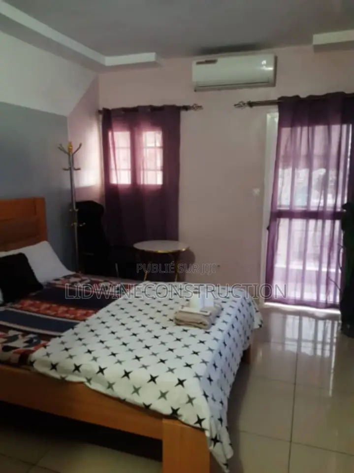 Furnished 1chbre Appartement dans Marcory à Louer