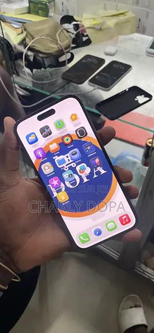 Photo - Apple iPhone 14 Pro Max 128 GB Violet