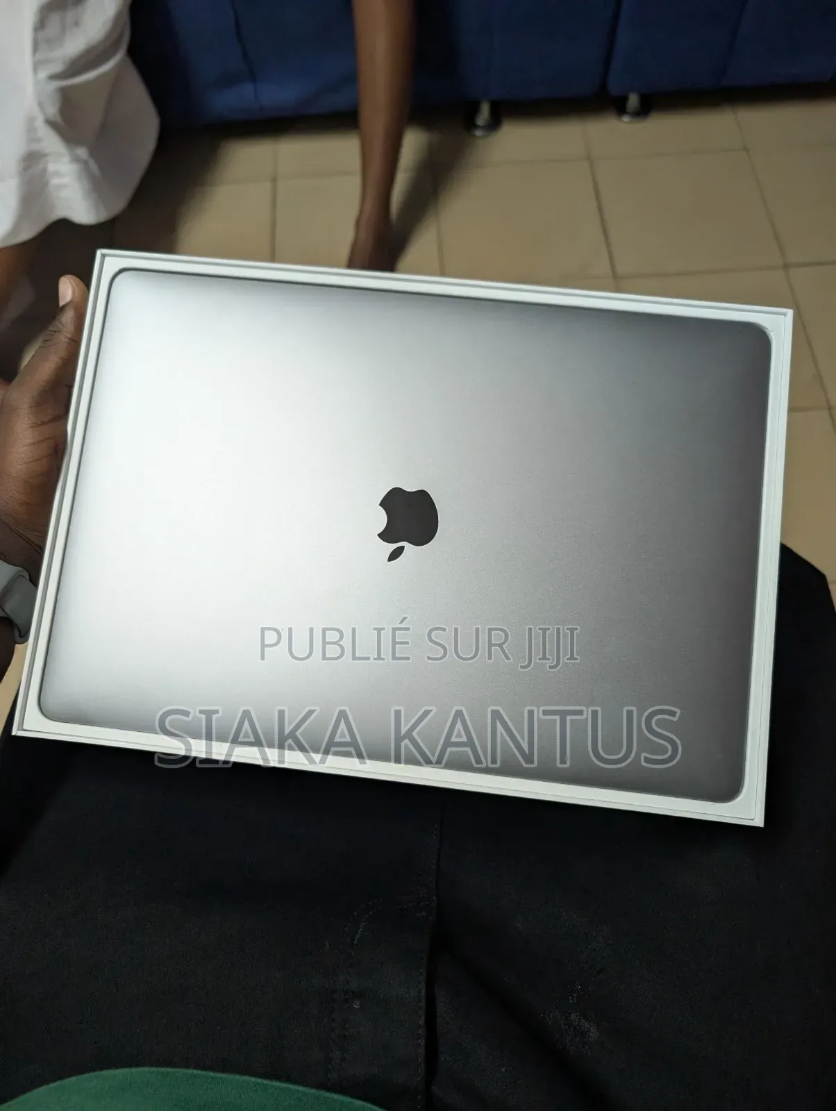 New Apple MacBook Pro 2019 32GB Intel Core I9 SSD 1T