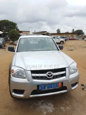 Mazda BT-50 2015 Gris