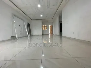 3chbre Appartement dans Avec Norco, Cocody à Louer