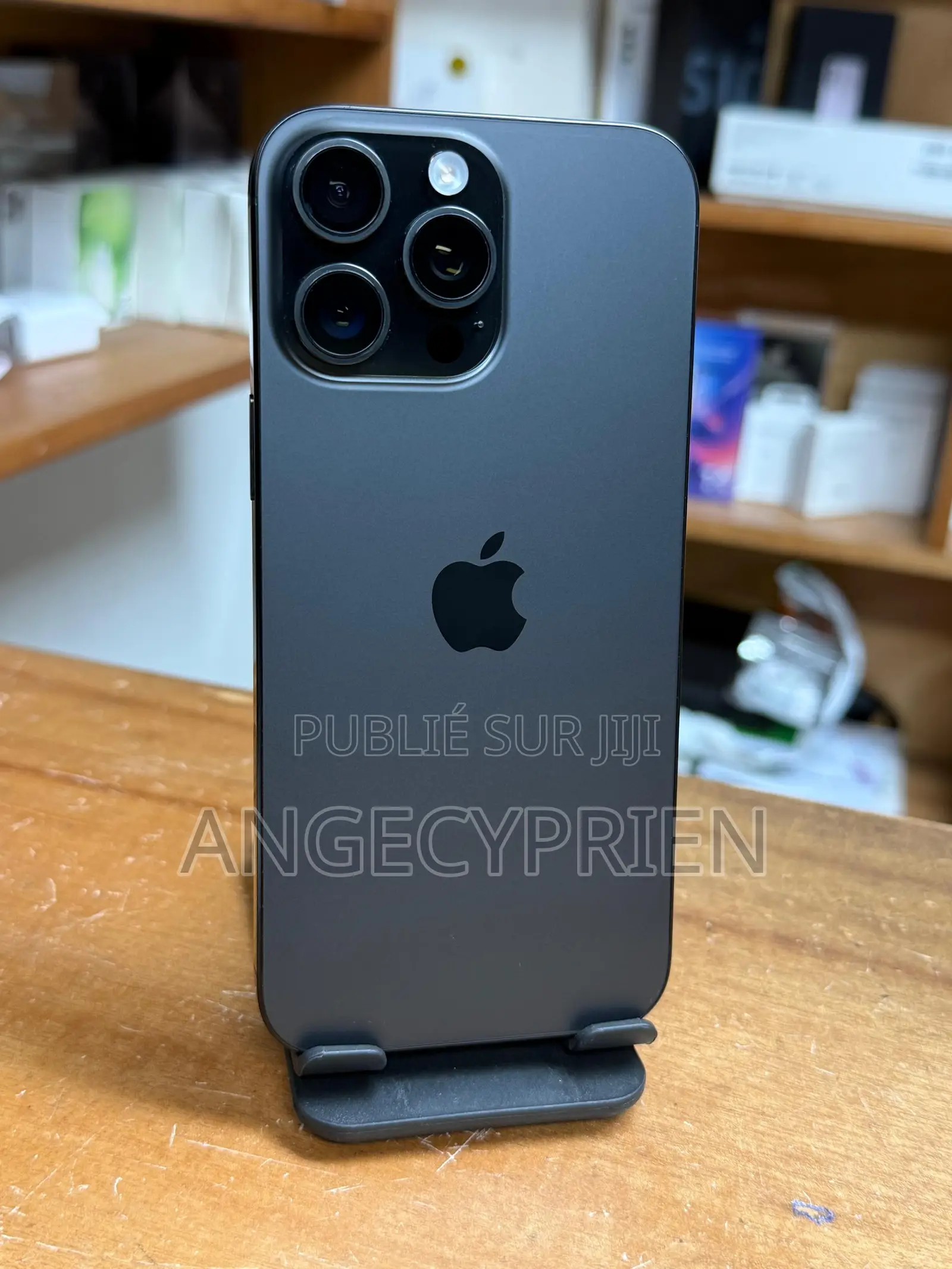 New Apple iPhone 16 Pro Max 256 GB Black