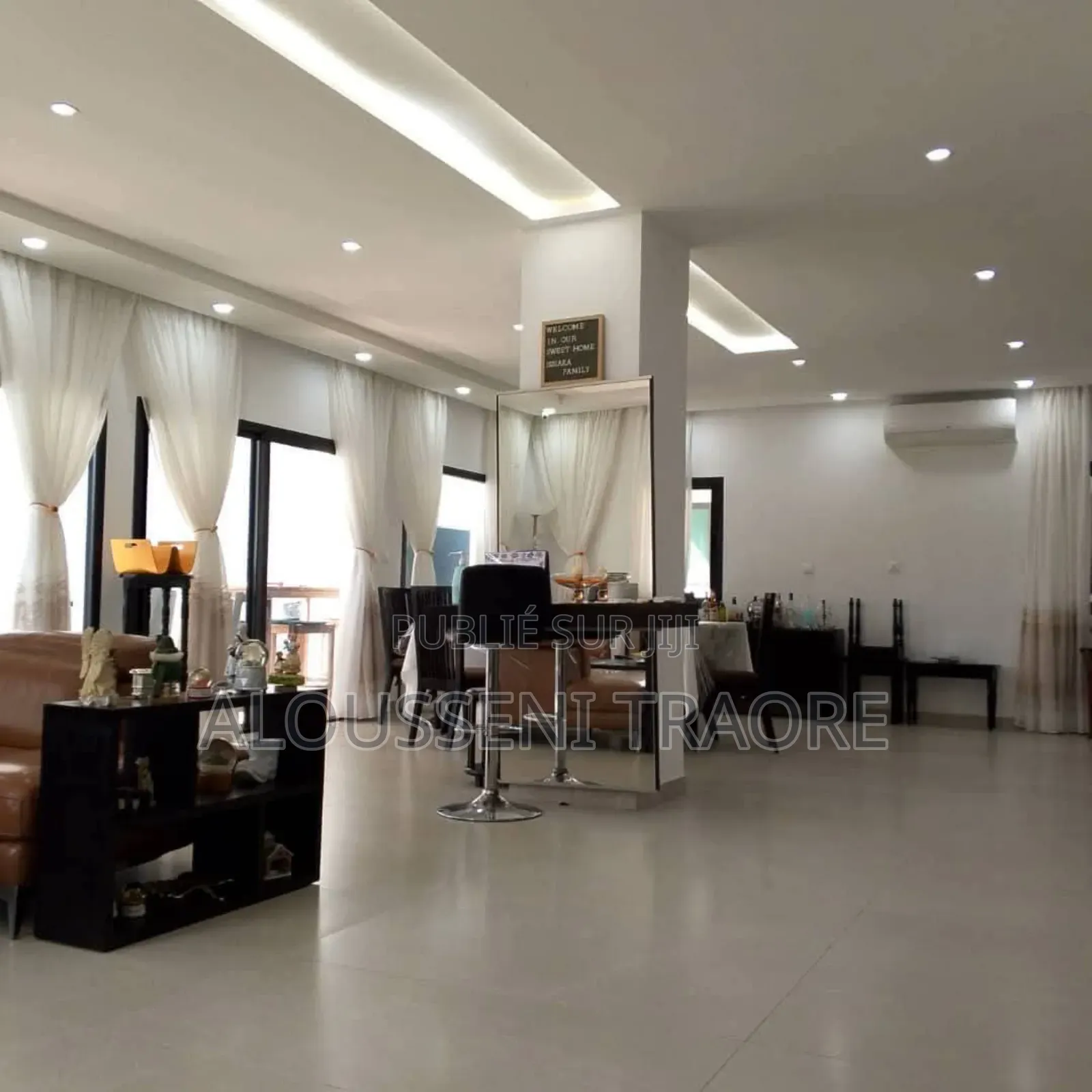 8chbre Duplex dans Tas Btp Entreprise, Cocody à Vendre