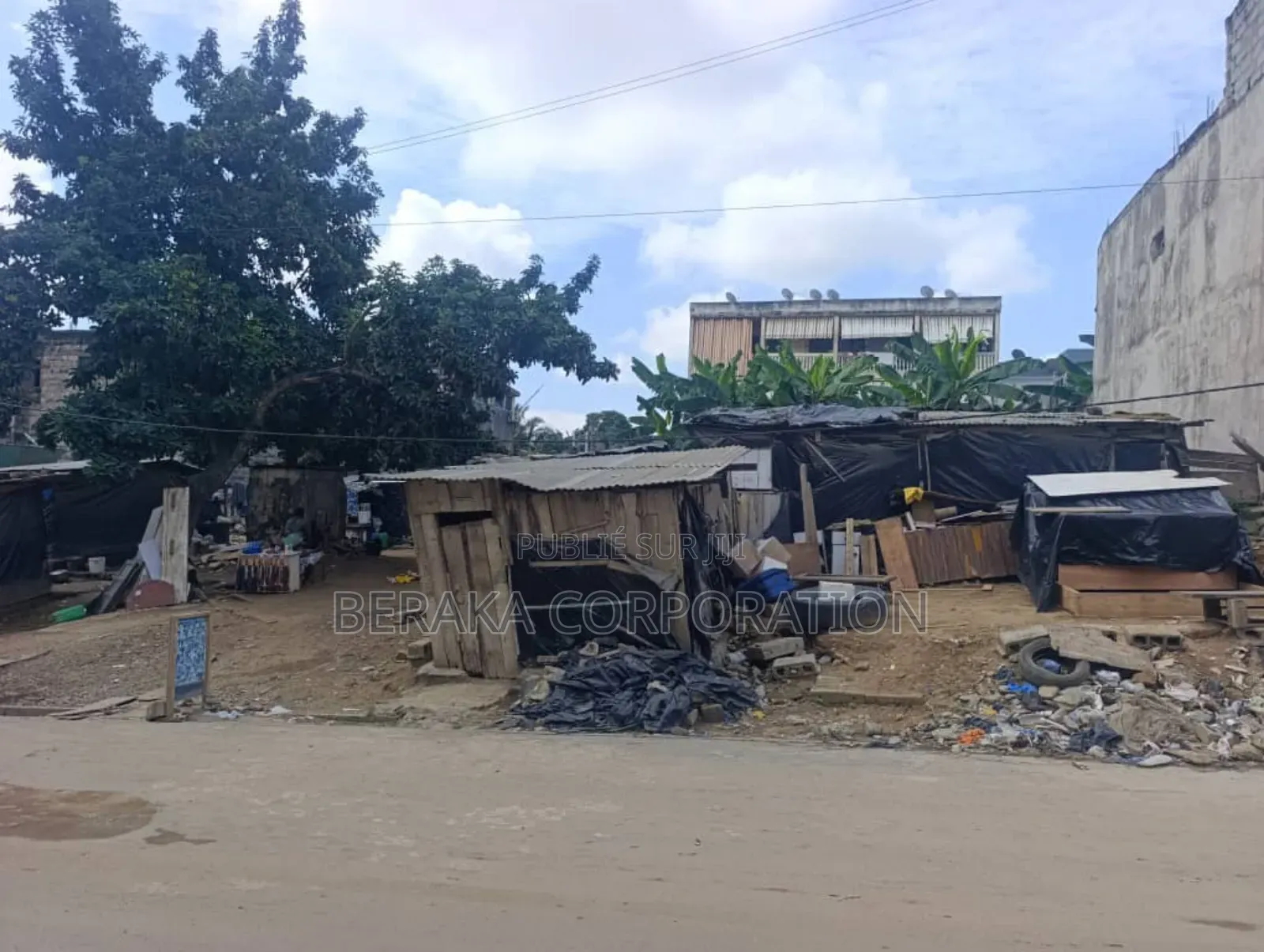 420m2 Avec Acd en Vente a La Palmeraie