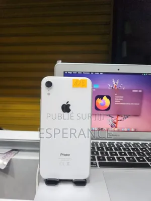 Photo - Apple iPhone XR 128 GB Blanc
