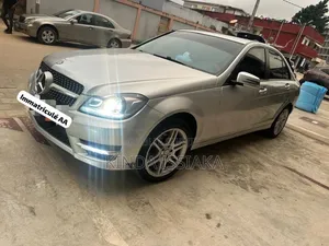 Mercedes-Benz C180 2008 Gris